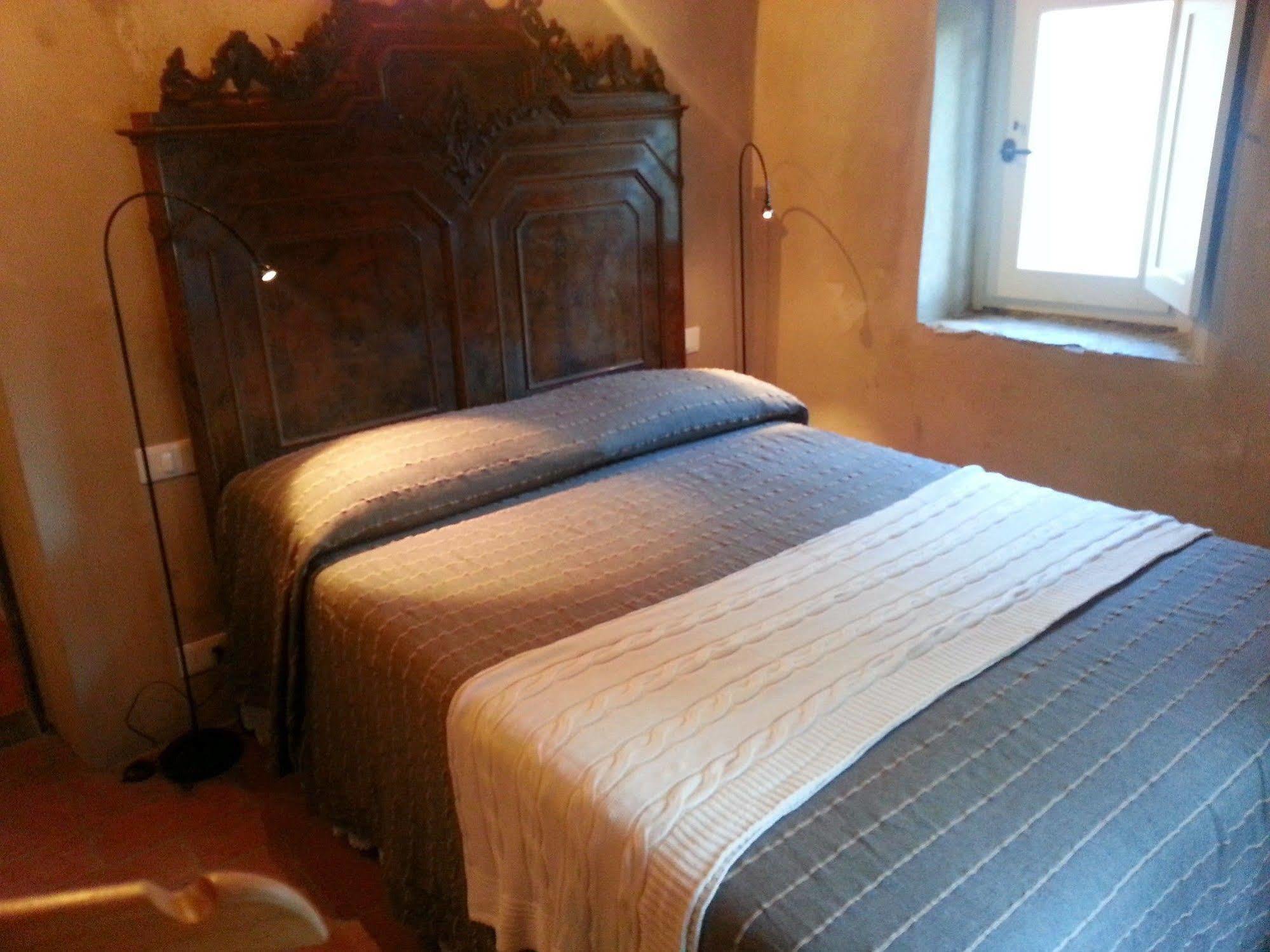 Casale Amati Country House Ortonovo المظهر الخارجي الصورة